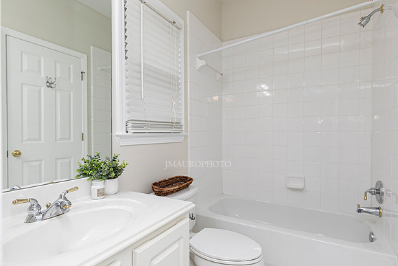 3500 Brandywine Rd-21