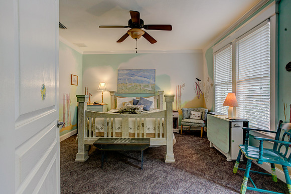Guest Room 2-2