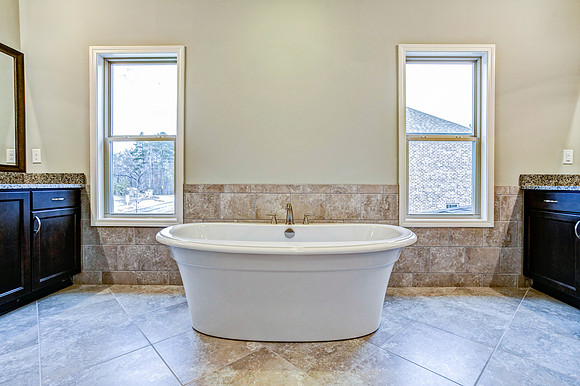 Master Bath - Upstairs-3