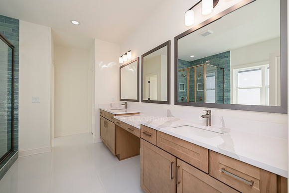 Oakshire Farmhouse-36