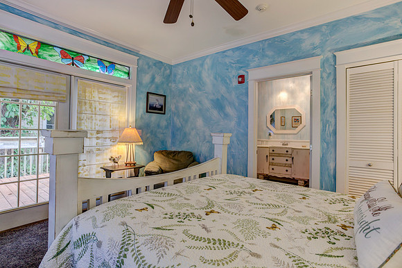 Guest Room 1-10