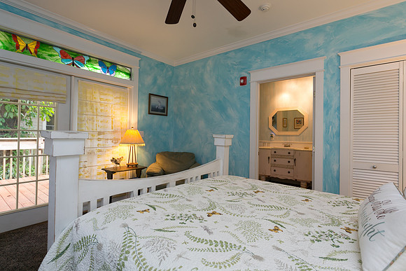 Guest Room 1-9