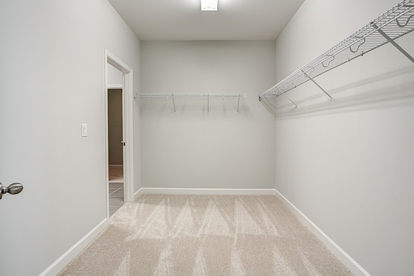 Master Closet-1