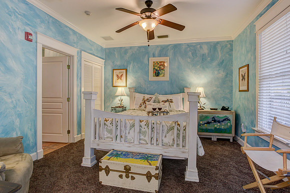 Guest Room 1-2
