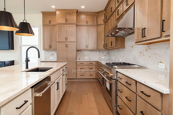 Oakshire Farmhouse-19