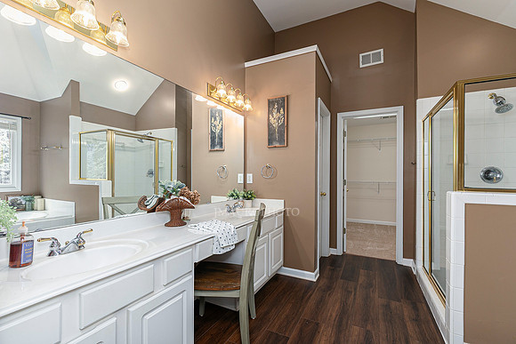 3500 Brandywine Rd-27