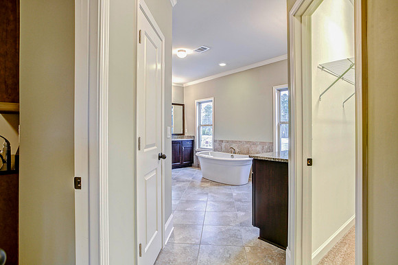 Master Bath - Upstairs-1