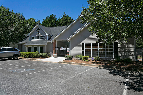 Clubhouse-1