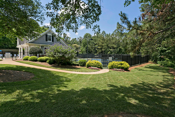 Clubhouse-1