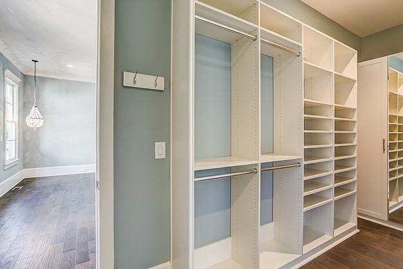 Master Closet-2