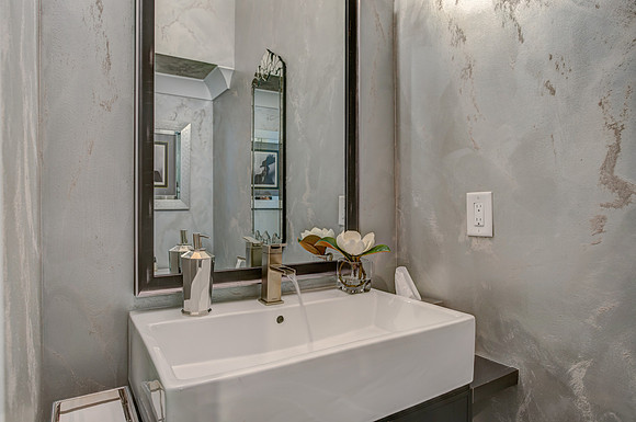 Powder Room-4