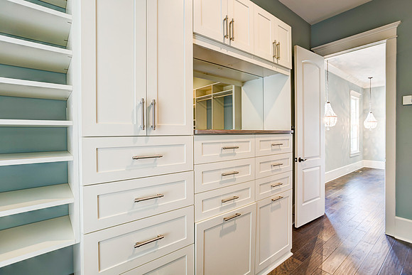 Master Closet-3