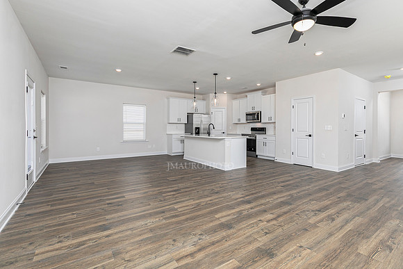 Family Room-4