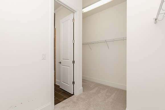 Master Closet-1