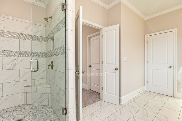 Owner's Bath-2