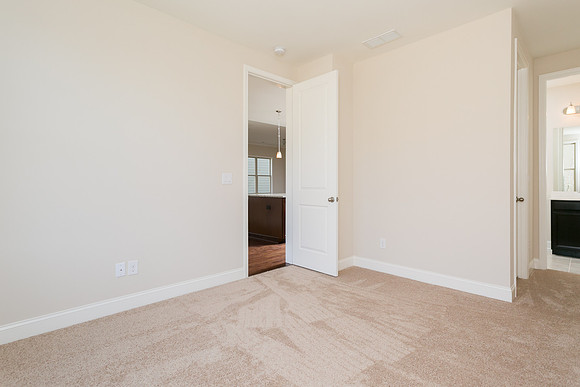 Bedroom 4-2