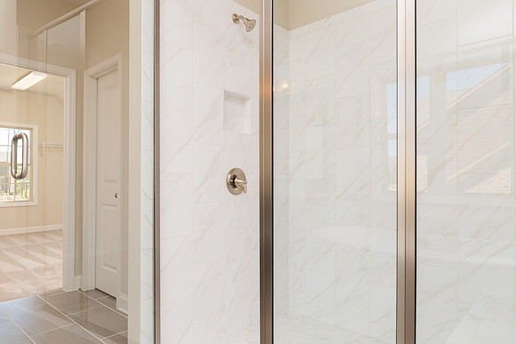 Owner's Bath-4