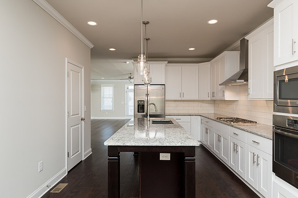 Kitchen - Main Level-5