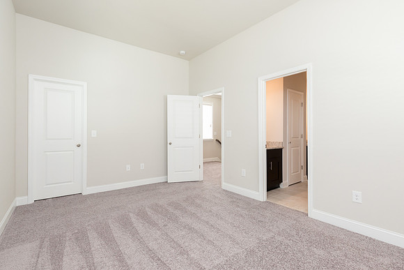 Bedroom 2 - Upper Level-2