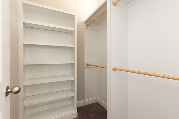 Master Closet-1