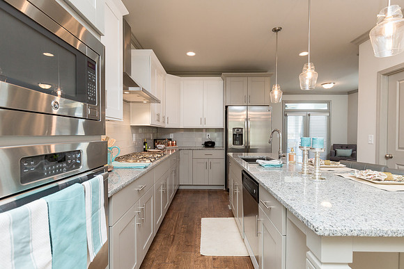 Kitchen - Main Level-7