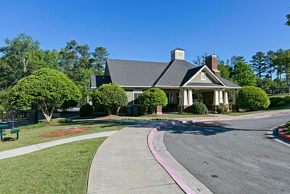 Clubhouse-1