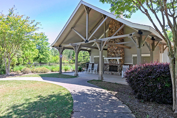 Clubhouse-1