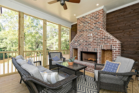 Screened Porch-1