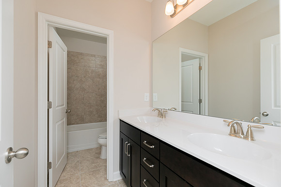 Guest Bath Upstairs-1