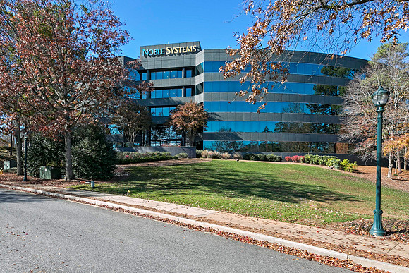 1200 Ashwood Pkwy-7