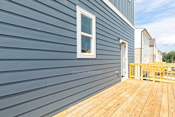 Deck-1