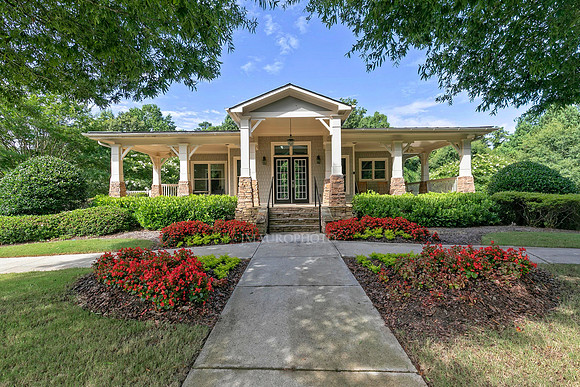 Clubhouse-1