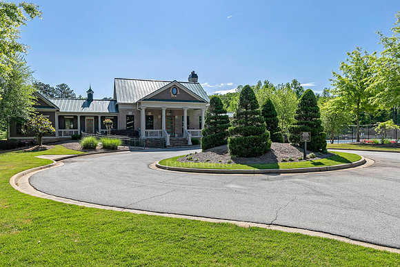 Clubhouse-1
