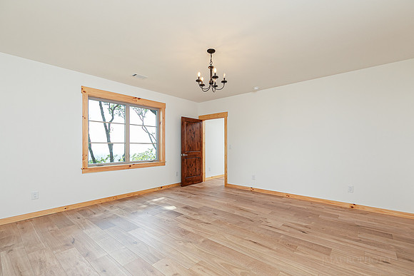 751 Ridgeview Dr-51