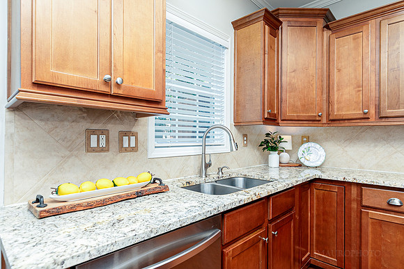 3410 Waters Edge Trl-21