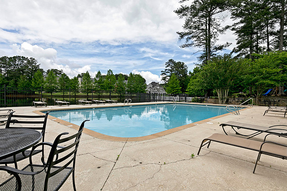 Front Amenities-2