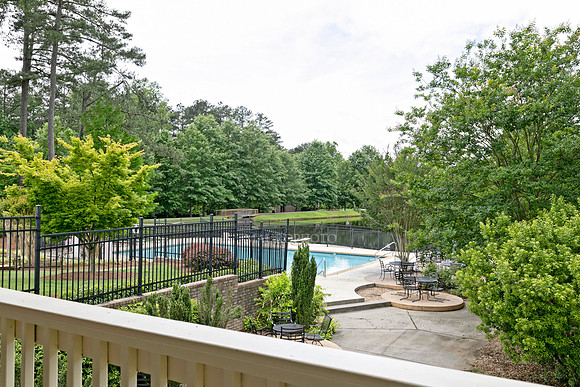 Front Amenities-3