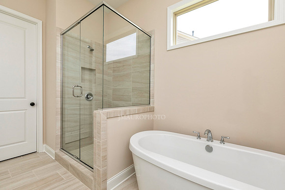 Owner's Bath-3