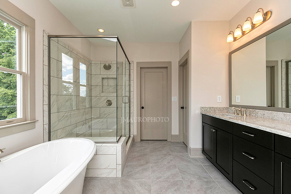 Owner's Bath-1