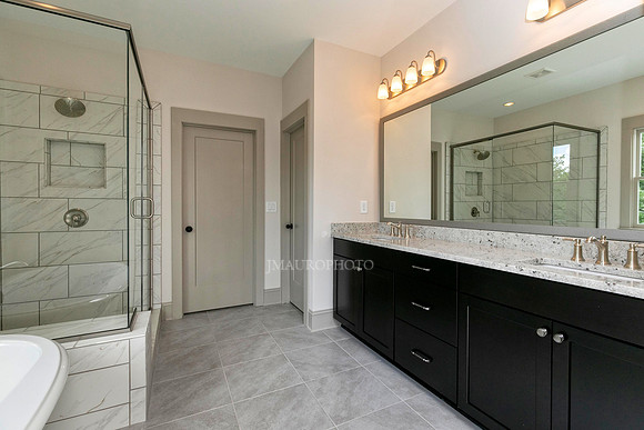 Owner's Bath-2
