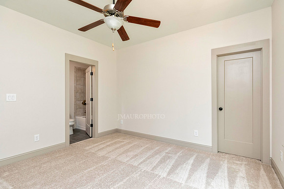 Bedroom 3-3