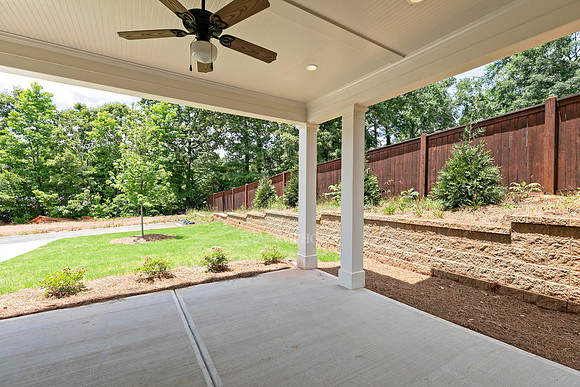 Covered Patio-1