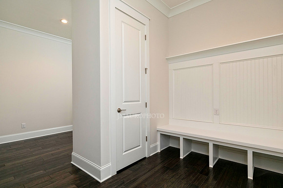 Mudroom-Pocket Office-2