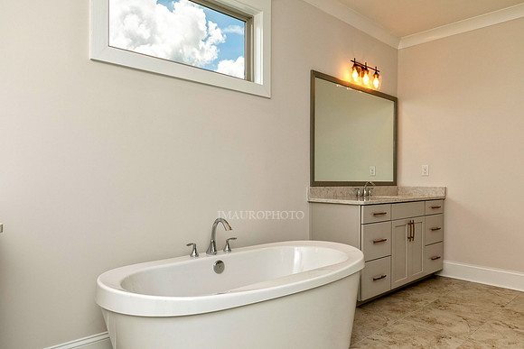 Owner's Bath-3