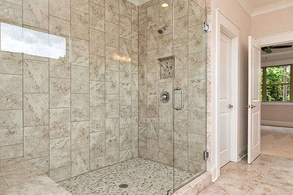 Owner's Bath-4