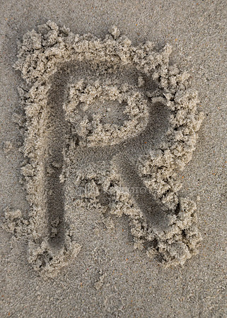 R