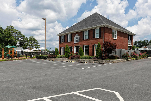 Clubhouse-1