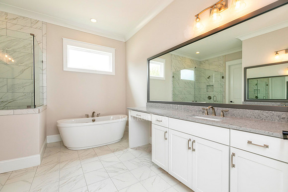 Owner's Bath-2