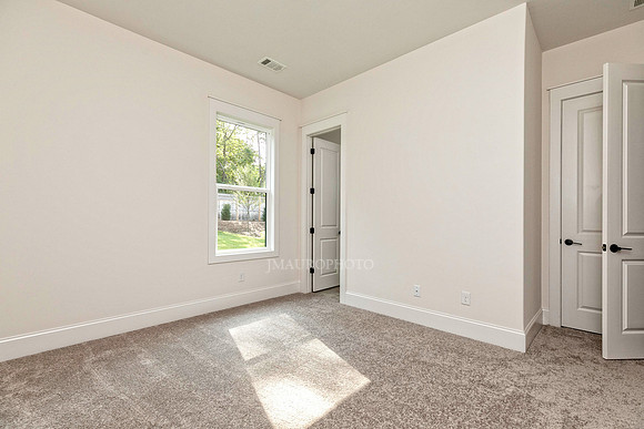 Bedroom 5-2