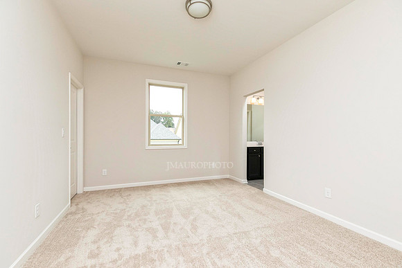 Bedroom 2-1